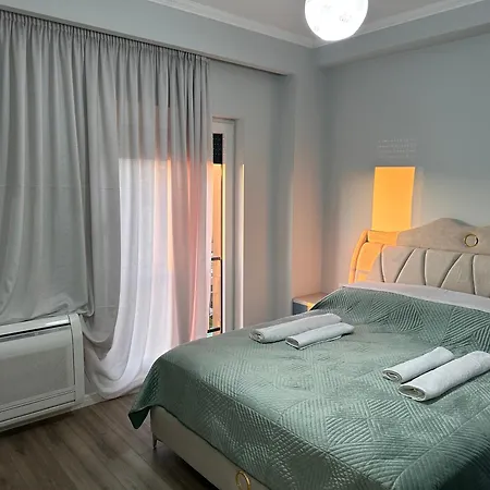 Spacious 2-bedroom Near Center 아파트